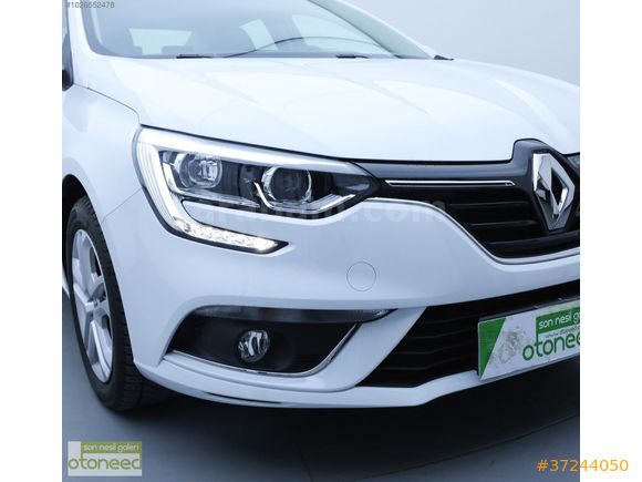 Renault Megane - 1.3 Tce Joy-2020- Manuel - Benzin