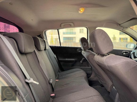 | SUİT GARAGE | 2004 MODEL 1,6 LPG DEĞİŞENSİZ MASRAFSIZ