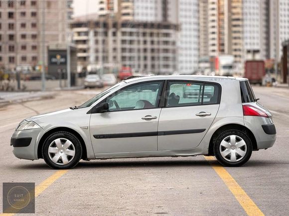| SUİT GARAGE | 2004 MODEL 1,6 LPG DEĞİŞENSİZ MASRAFSIZ