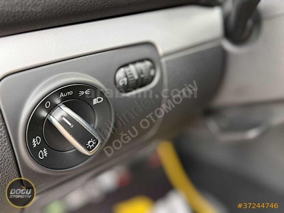 123.000 KM' de 2011 MODEL VW GOLF 1.6 TDİ HIGHLINE