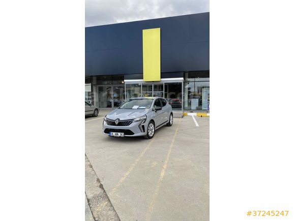 Sahibinden Renault Clio 1.0 TCe Evolution 2025 Model 