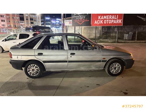 Sahibinden Ford Escort 1.6 CL 1996 Model 