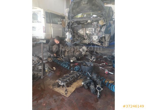 Sahibinden Ford Transit Custom 310 L Delux 2013 Model  332.000 km Siyah