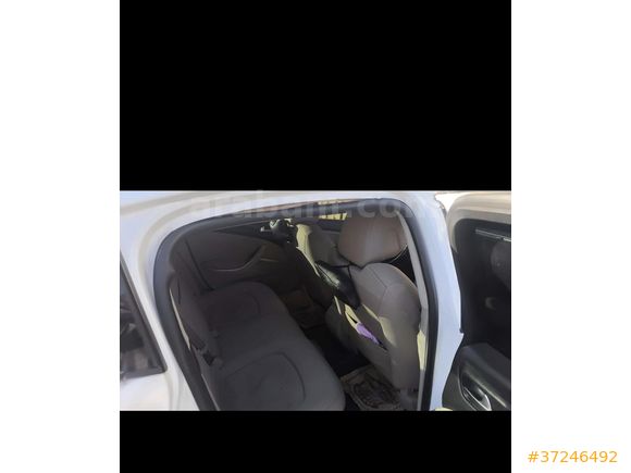 Sahibinden Citroen C5 1.6 HDi Dynamique 2012 Model  325.000 km Beyaz