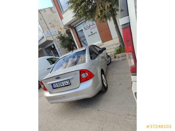 Sahibinden Ford Focus 1.6 TDCi Trend 2008 Model  233.000 km Gri (Gümüş)