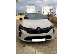 Sahibinden Renault Clio 1.0 TCe Evolution 2023 Model  19.000 km Beyaz