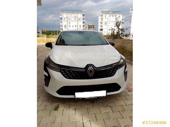 Sahibinden Renault Clio 1.0 TCe Evolution 2023 Model  19.000 km Beyaz