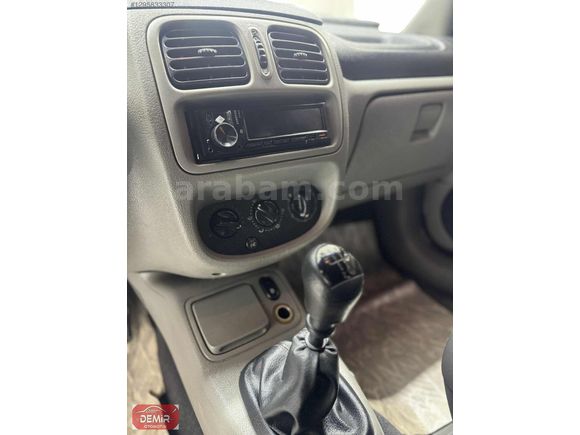 SAMET DEMİR OTOMOTİVDEN 2004 MDL RENAULT CLİO