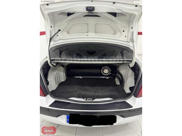 SAMET DEMİR OTOMOTİVDEN 2004 MDL RENAULT CLİO