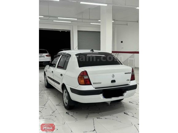 SAMET DEMİR OTOMOTİVDEN 2004 MDL RENAULT CLİO
