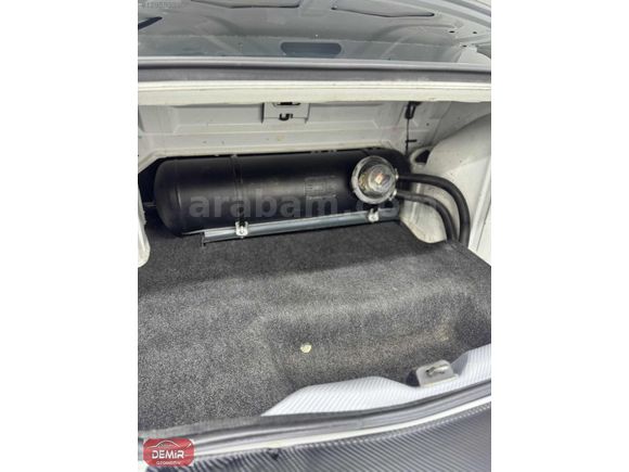 SAMET DEMİR OTOMOTİVDEN 2004 MDL RENAULT CLİO