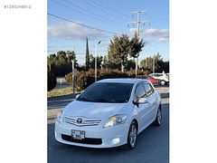 TOYOTA AURIS 1.4 D-4D MANUEL