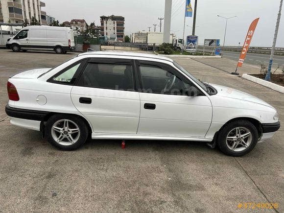 Sahibinden Opel Astra 1.6 GL 1996 Model 