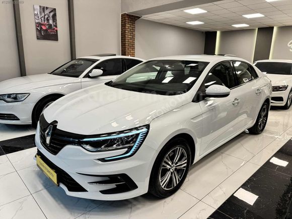HATASIZ BOYASIZ 2024 MODEL 33.000 KM OTOMATİK TOUCH PAKET