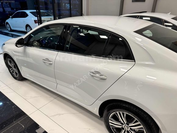 HATASIZ BOYASIZ 2024 MODEL 33.000 KM OTOMATİK TOUCH PAKET