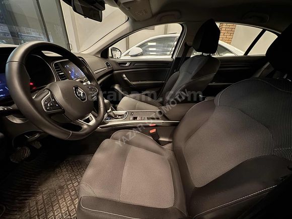 HATASIZ BOYASIZ 2024 MODEL 33.000 KM OTOMATİK TOUCH PAKET