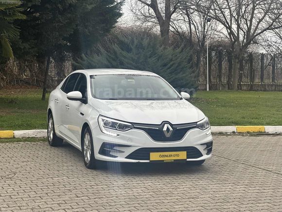 ÖZENLER OTO'DAN HATASIZ MEGANE TOUCH