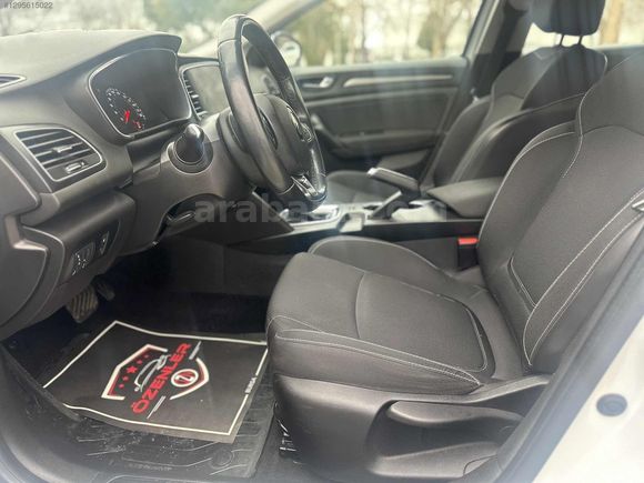 ÖZENLER OTO'DAN HATASIZ MEGANE TOUCH
