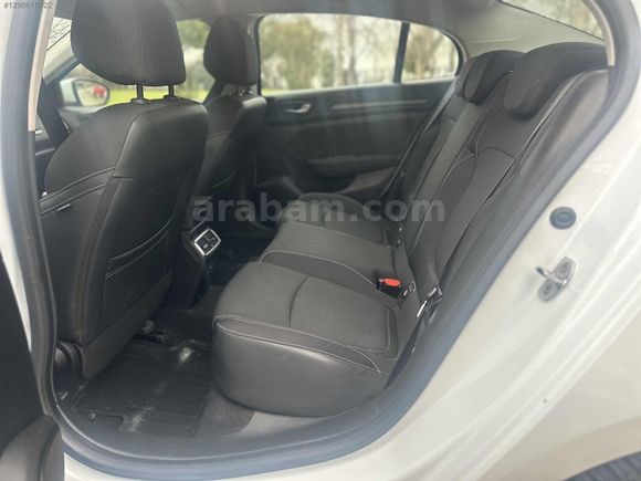 ÖZENLER OTO'DAN HATASIZ MEGANE TOUCH
