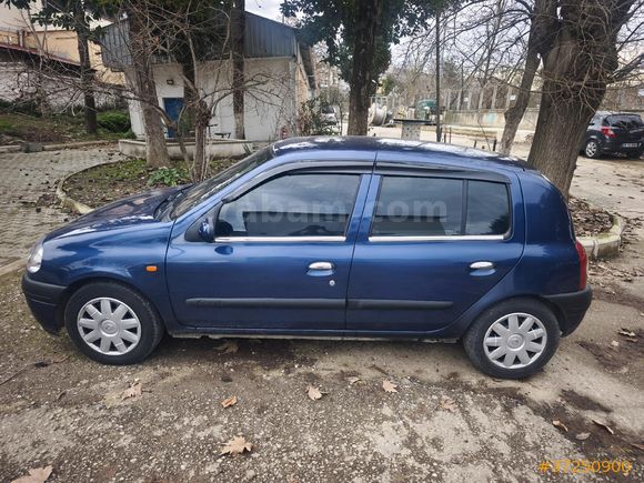 Sahibinden Renault Clio 1.4 2001 Model
