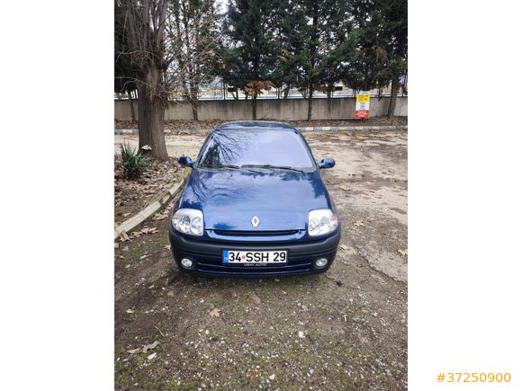 Sahibinden Renault Clio 1.4 2001 Model