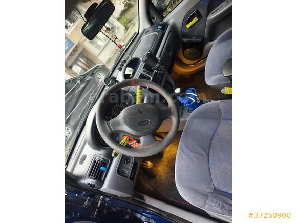 Sahibinden Renault Clio 1.4 2001 Model