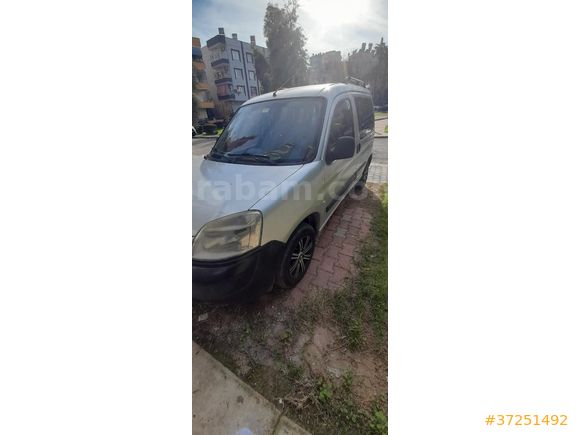 Sahibinden Peugeot Partner 1.9 D 2008 Model