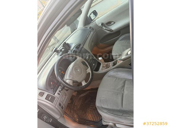 Sahibinden Renault Laguna 1.6 Privilege 2006 Model