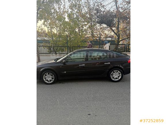 Sahibinden Renault Laguna 1.6 Privilege 2006 Model