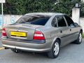 98 MODEL OPEL VECTRA