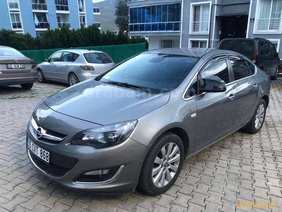 Sahibinden Değişensiz Opel Astra 1.6CDTI Sport Tesla Ekran