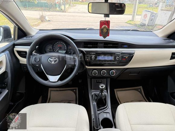 İLK SAHİBİNDEN HATASIZ DÜŞÜK KM COROLLA