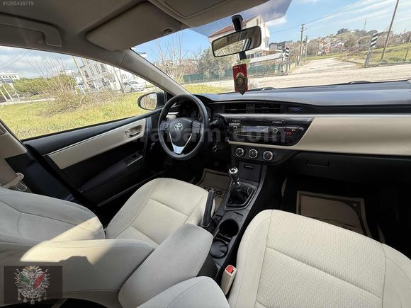 İLK SAHİBİNDEN HATASIZ DÜŞÜK KM COROLLA