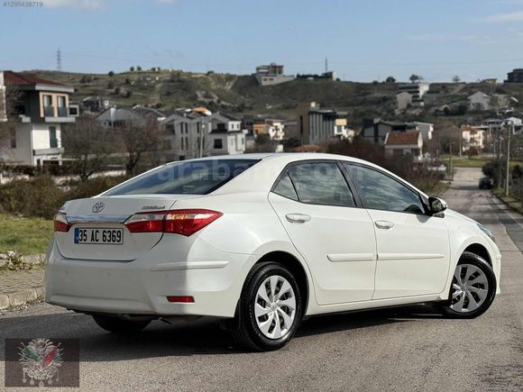İLK SAHİBİNDEN HATASIZ DÜŞÜK KM COROLLA
