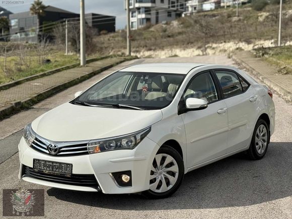 İLK SAHİBİNDEN HATASIZ DÜŞÜK KM COROLLA
