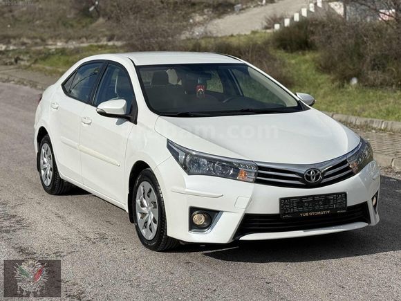 İLK SAHİBİNDEN HATASIZ DÜŞÜK KM COROLLA