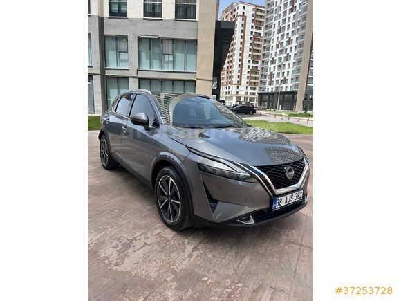 Sahibinden Nissan Qashqai 1.3 DIG-T Platinum Premium Pack 2023 Model 