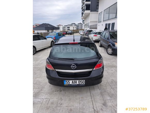 Sahibinden Opel Astra 1.6 Essentia 2011 Model  Siyah