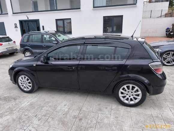 Sahibinden Opel Astra 1.6 Essentia 2011 Model  Siyah