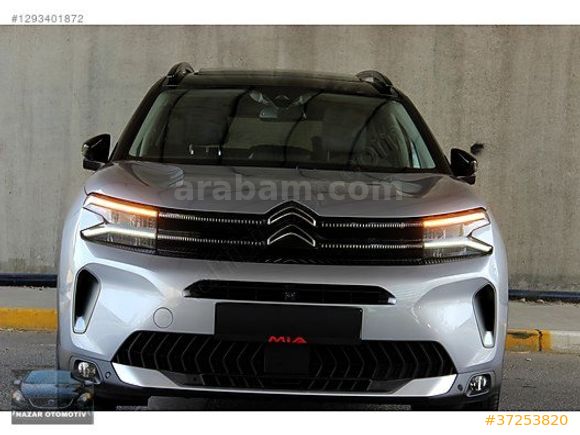 2024 MODEL HATASIZ BOYASIZ 17.000 KM'de C5 AİRCROSS SHİNE BOLD