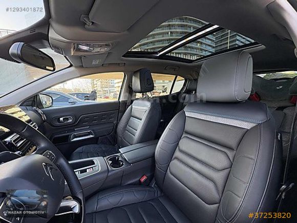 2024 MODEL HATASIZ BOYASIZ 17.000 KM'de C5 AİRCROSS SHİNE BOLD