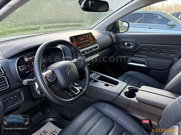 2024 MODEL HATASIZ BOYASIZ 17.000 KM'de C5 AİRCROSS SHİNE BOLD