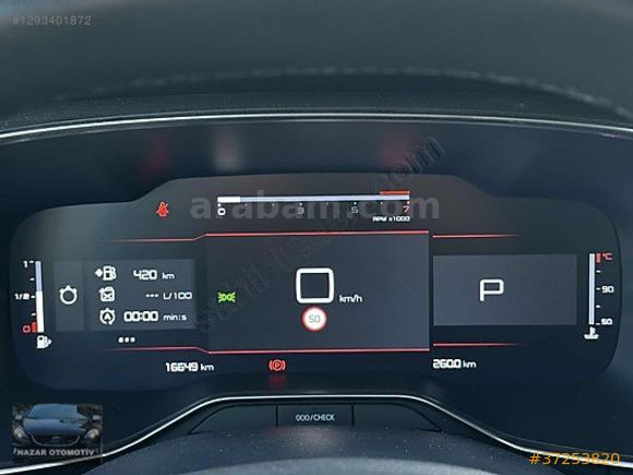 2024 MODEL HATASIZ BOYASIZ 17.000 KM'de C5 AİRCROSS SHİNE BOLD