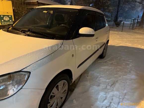 Sahibinden Skoda Fabia 1.2 Ambition 2012 Model 