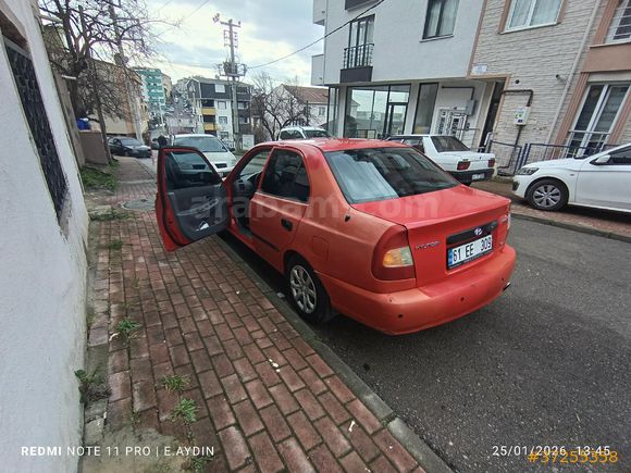 Sahibinden Hyundai Accent 1.5 1.5i GL 2001 Model  217.000 km Kırmızı