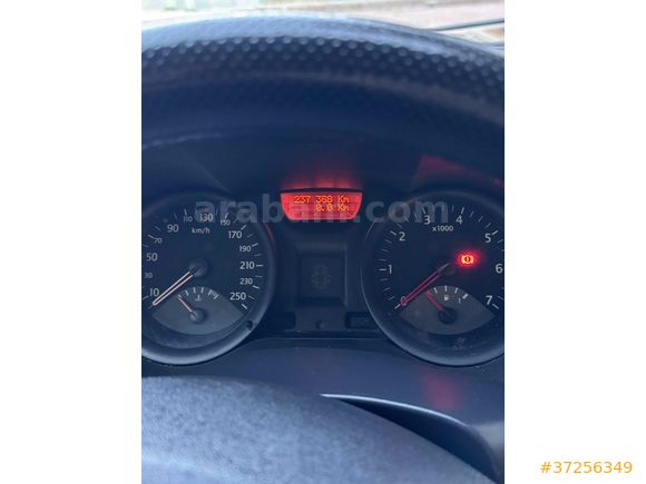 Sahibinden Renault Megane 1.6 Authentique 2004 Model 