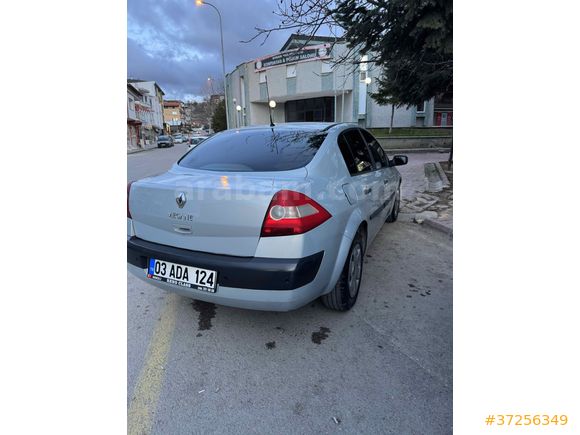 Sahibinden Renault Megane 1.6 Authentique 2004 Model 