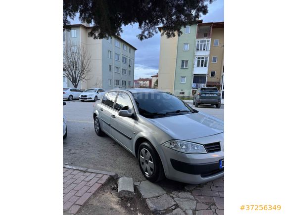 Sahibinden Renault Megane 1.6 Authentique 2004 Model 