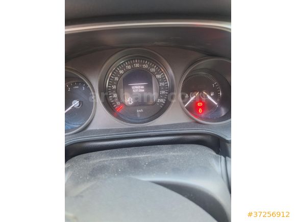 Sahibinden Renault Megane 1.5 Blue DCI Touch 2020 Model
