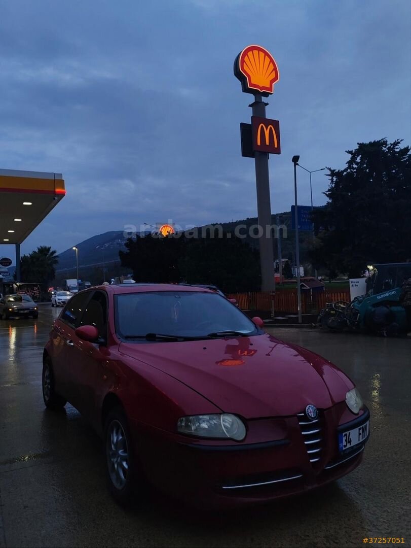 Sahibinden Alfa Romeo 147 1.6 TS Distinctive 2004 Model Bursa 172.000 km Kırmızı 2